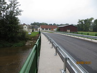 Brücke bei Meires fertiggestellt